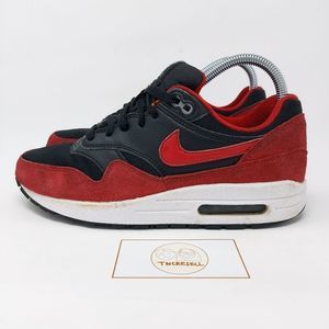 Nike Air Max 2015 Breds Youth size 6.5Y 555766-048